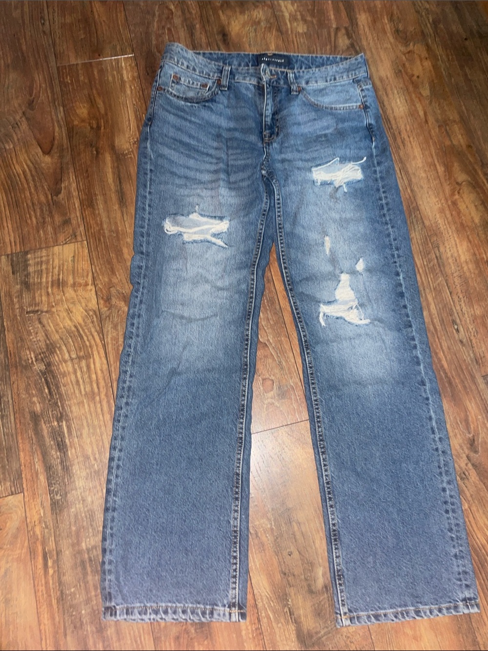 Aeropostale 90s Low-Rise Baggy Jean Medium Wash